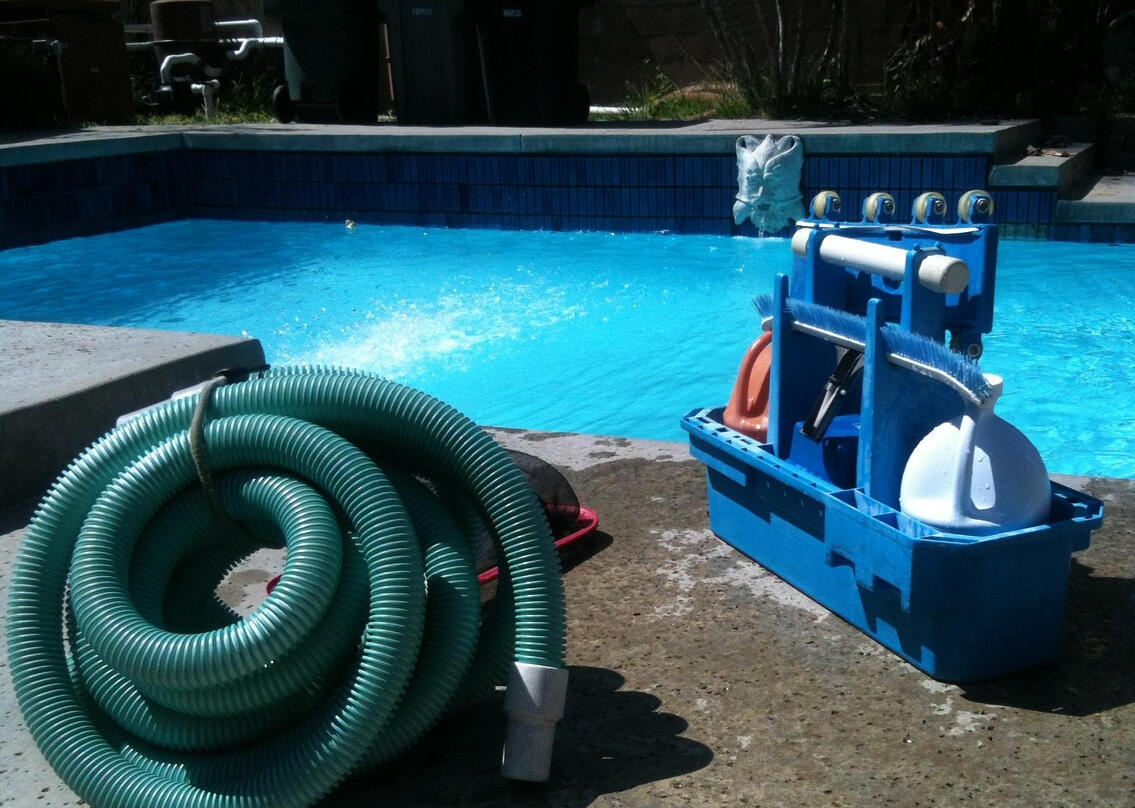 POOL MAINTENANCE CLEANING, OPENING, CLOSINGS